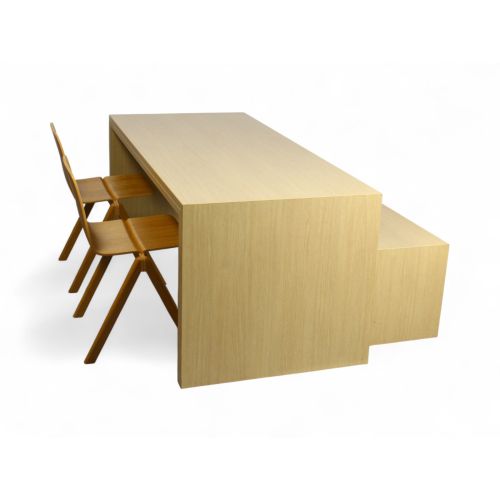 vdm. Tafelset met bank en HAY stoelen