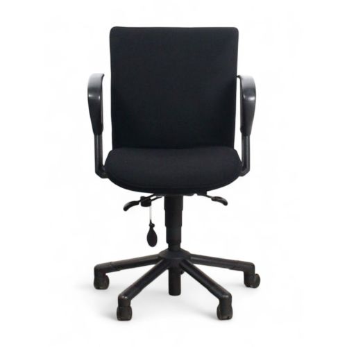 Interstuhl Ataros A123 bureaustoel, zwart