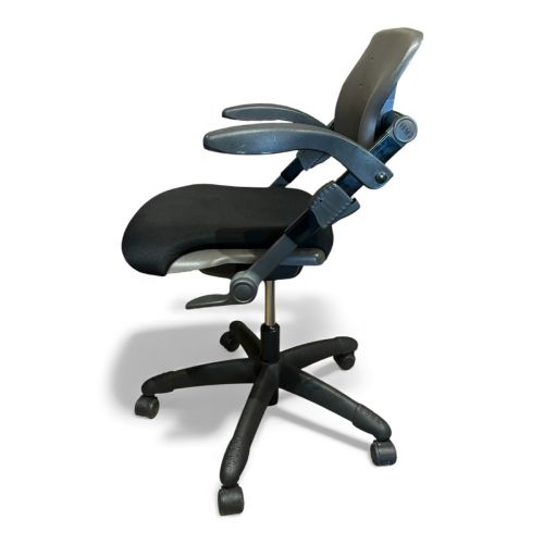 HAG- HO3 bureaustoel