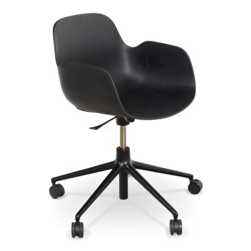 Normann Copenhagen Form Armchair Swivel 5W, zwart