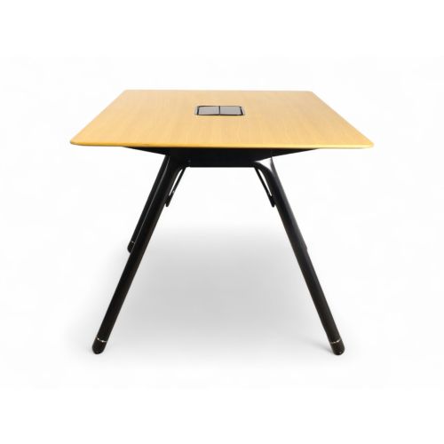 Coalesse Potrero415 bartafel, 180x120cm, eiken-zwart