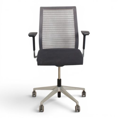 Steelcase Think bureaustoel, mesh rug, antraciet-alu