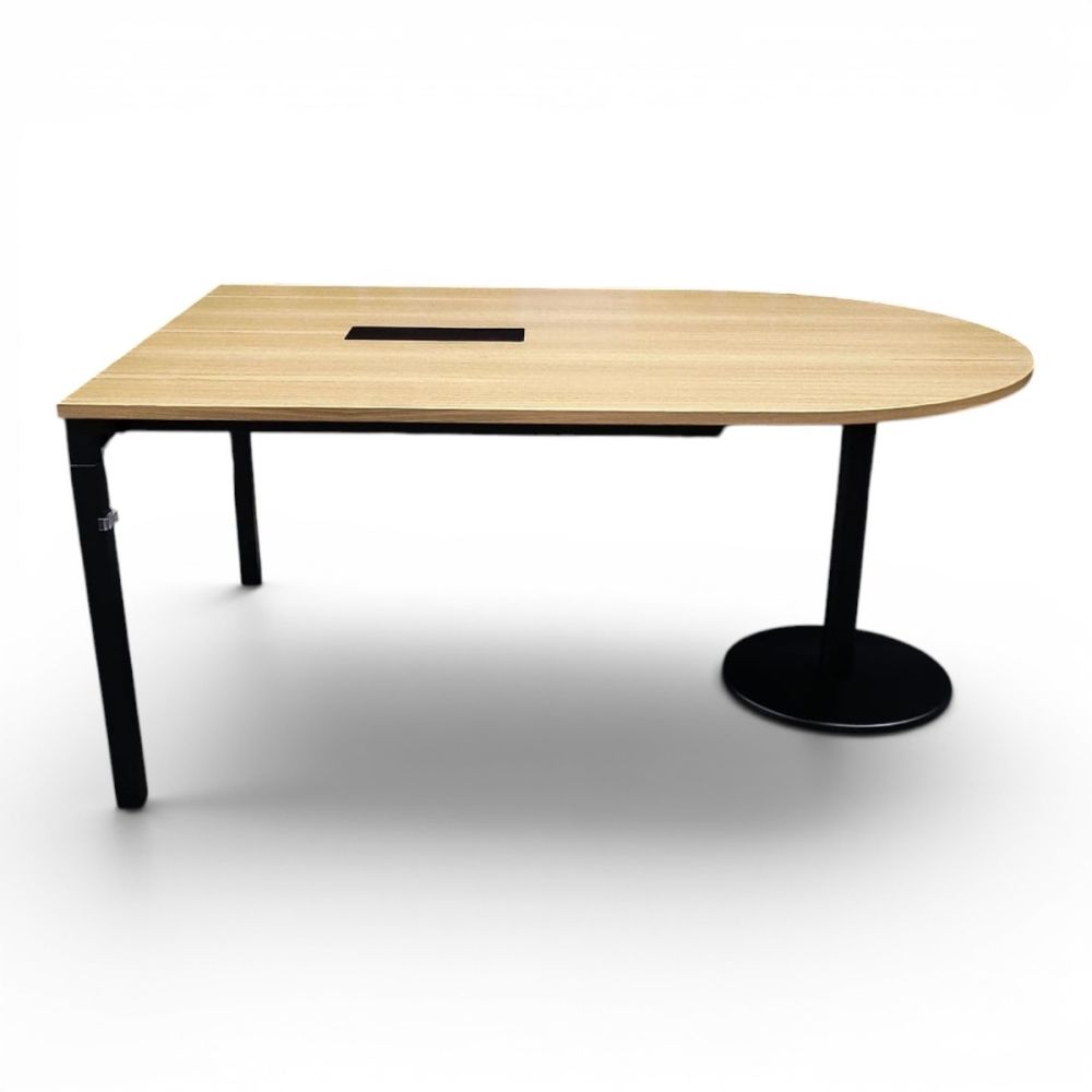 Steelcase Kalidro vergadertafel, 170x110 cm, eiken zwart