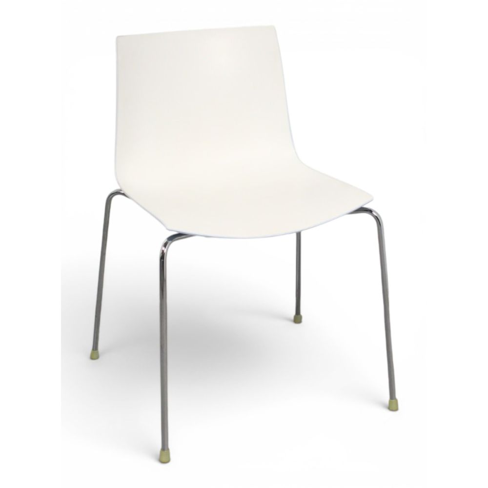Arper Catifa 46 vergaderstoel, wit/blauw