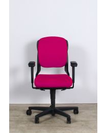 Ahrend 230 bureaustoel, EN1335, lage rug, roze gestoffeerd