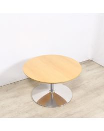 Artifort ontvangsttafel, diameter 70 cm, chrome met ahorn fineer blad