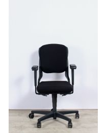 Ahrend 230 bureaustoel, EN1335, lage rug, zwart gestoffeerd