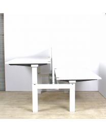 Steelcase Ology bench, 160x80 cm, slinger verstelbaar, compleet in wit, met creme gekleurde tussenwand